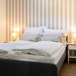 Vivid - Ideal Fuer 4 - Strandnaehe Mit 2 Terrassen - 2 Sz & Wz Lägenhet