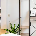 Vivid - Ideal Fuer 4 - Strandnaehe Mit 2 Terrassen - 2 Sz & Wz Varel
