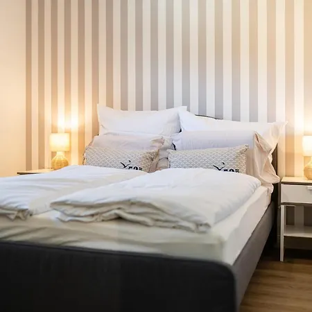 Vivid - Ideal Fuer 4 - Strandnaehe Mit 2 Terrassen - 2 Sz & Wz Appartamento